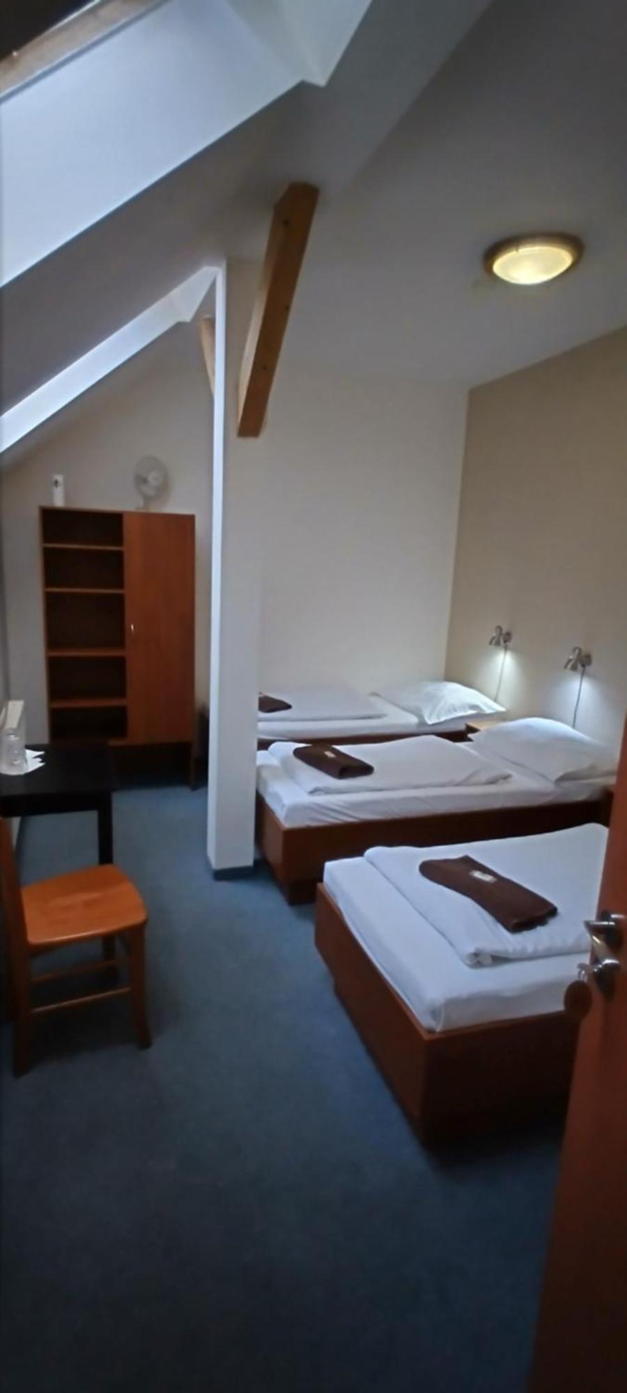 Beta Pension Прага Экстерьер фото