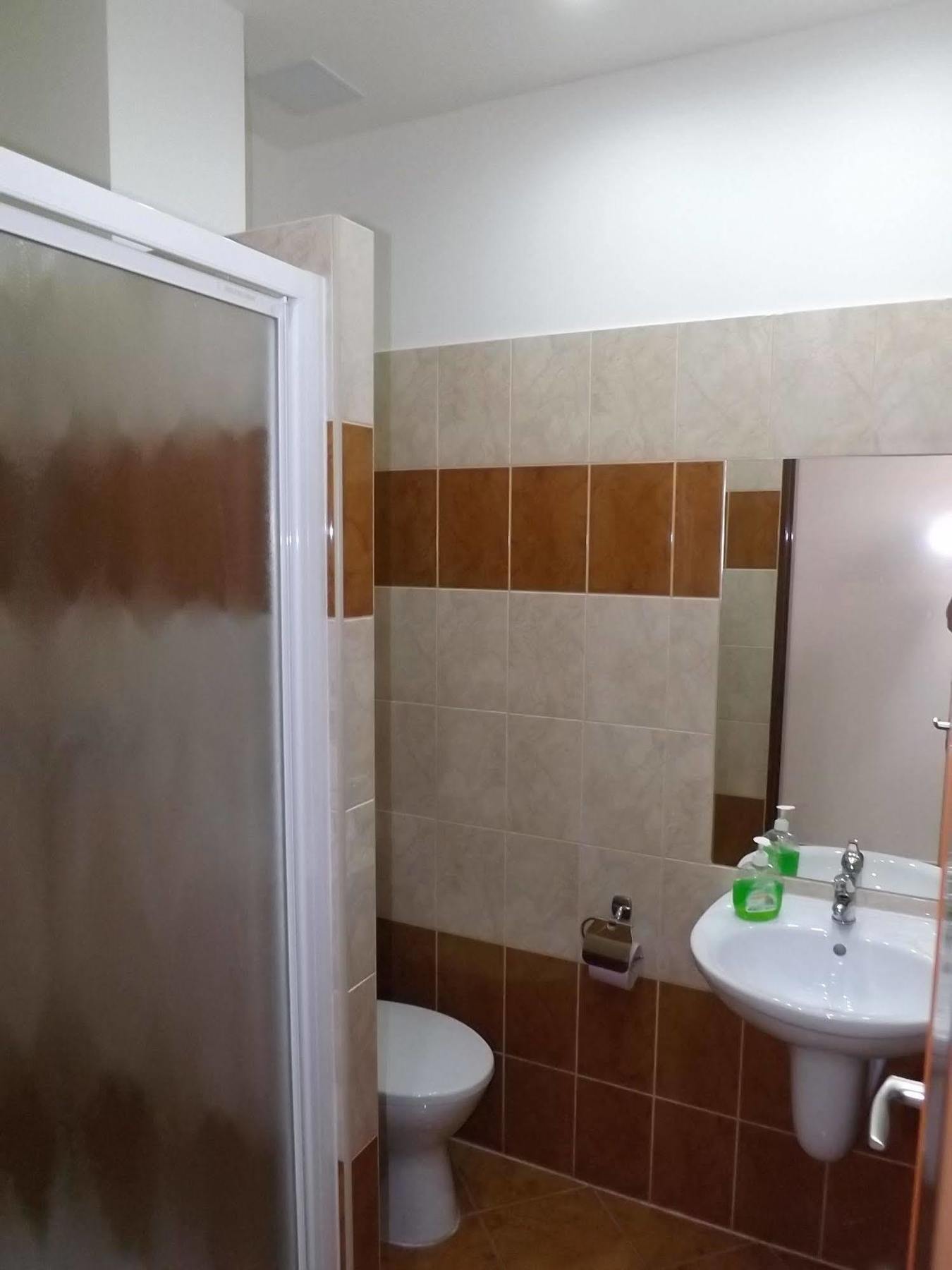 Beta Pension Прага Экстерьер фото