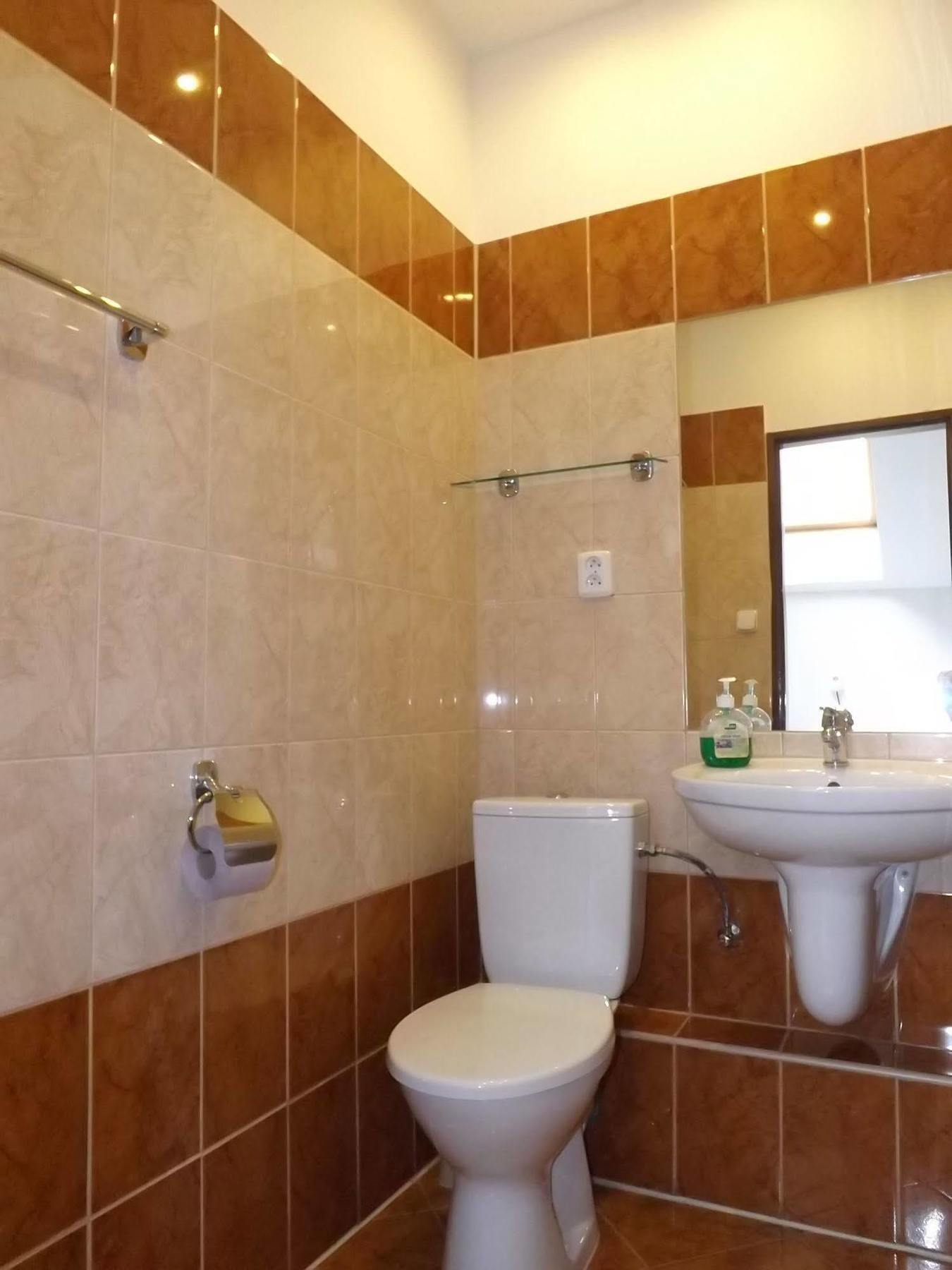 Beta Pension Прага Экстерьер фото